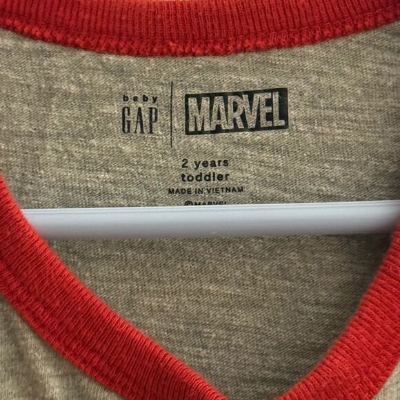 Baby Gap x Marvel Long Sleeve Shirt Size 2T EUC - Picture 3 of 4